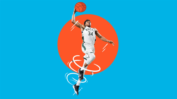 giannis-zoom-freak-2